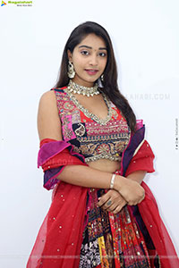 Chandu Charms Latest HD Stills, Photo Gallery