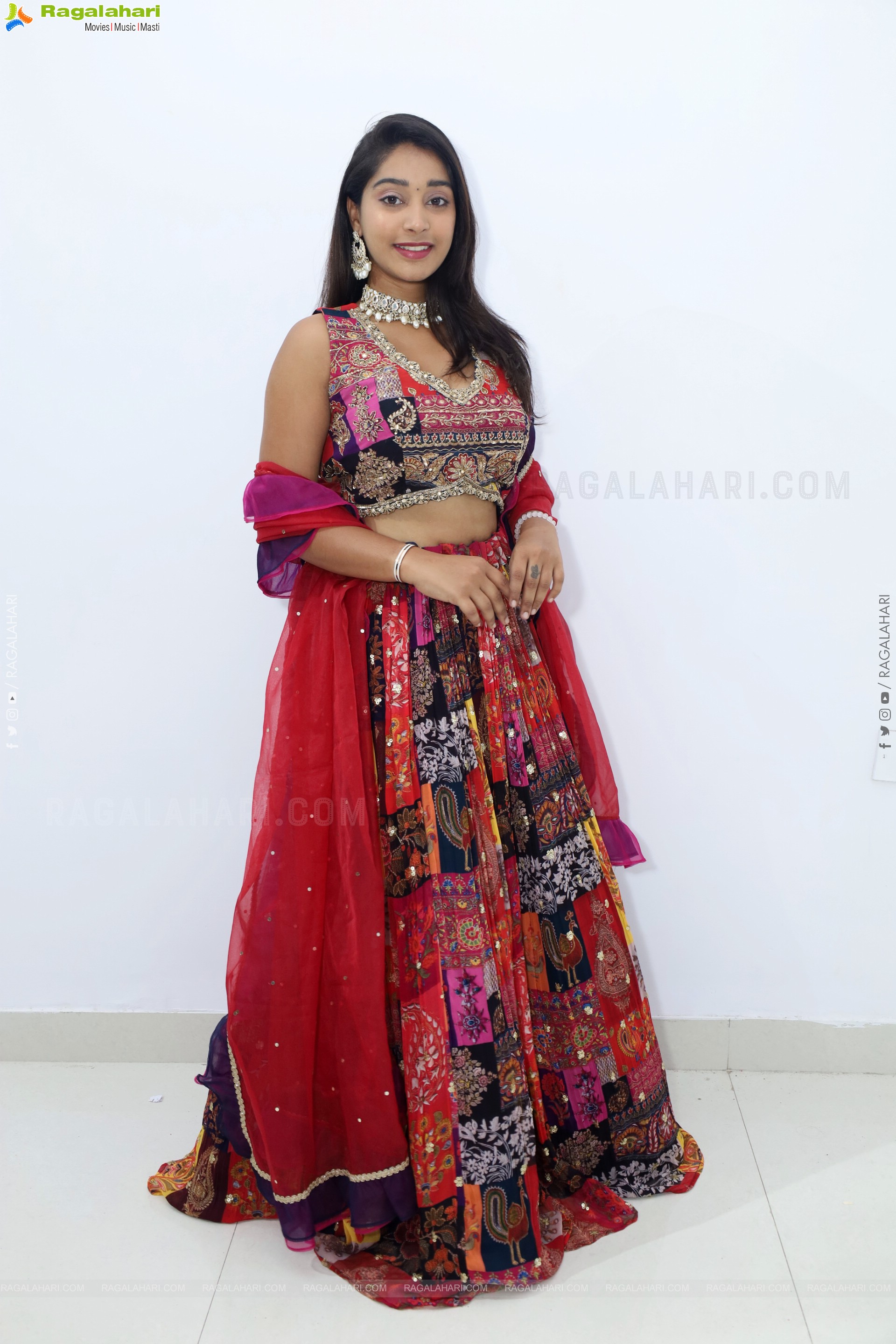 Chandu Charms Latest HD Stills, Photo Gallery