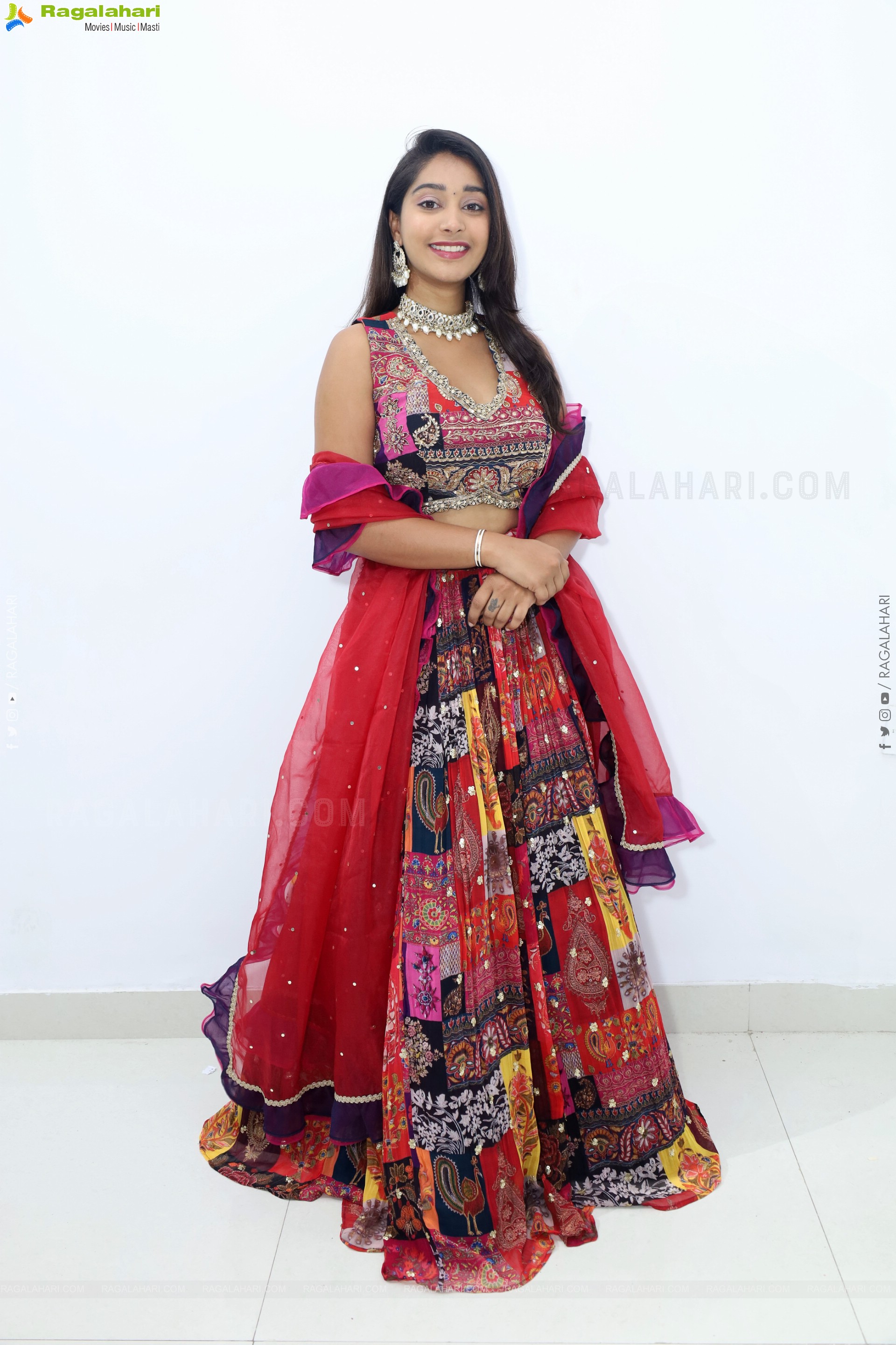 Chandu Charms Latest HD Stills, Photo Gallery