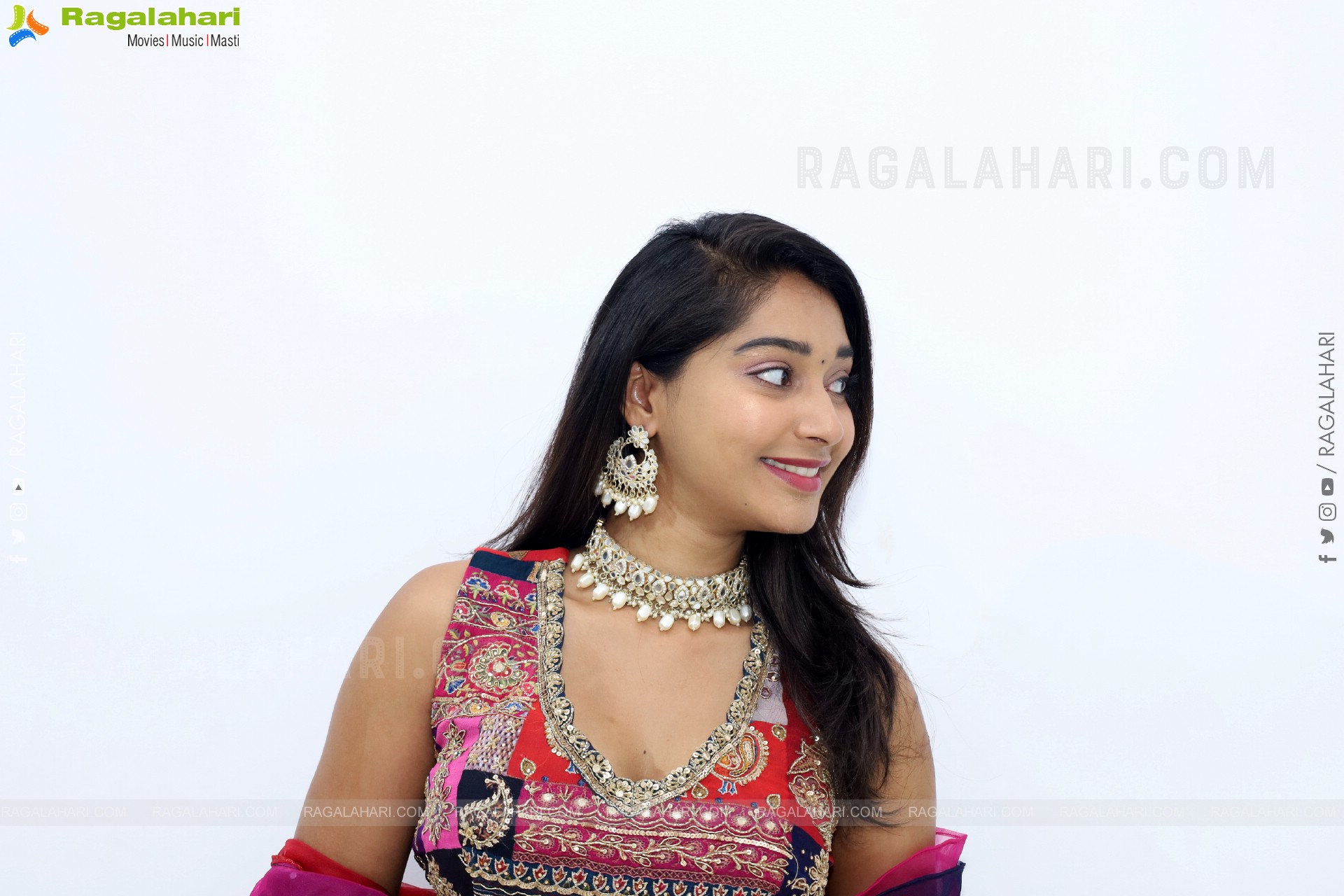 Chandu Charms Latest HD Stills, Photo Gallery