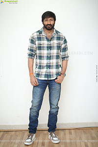 Gopichand at Viswam Movie Interview, HD Gallery