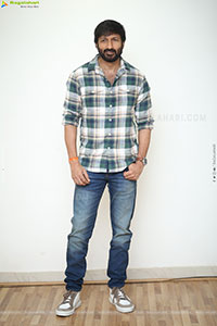 Gopichand at Viswam Movie Interview, HD Gallery