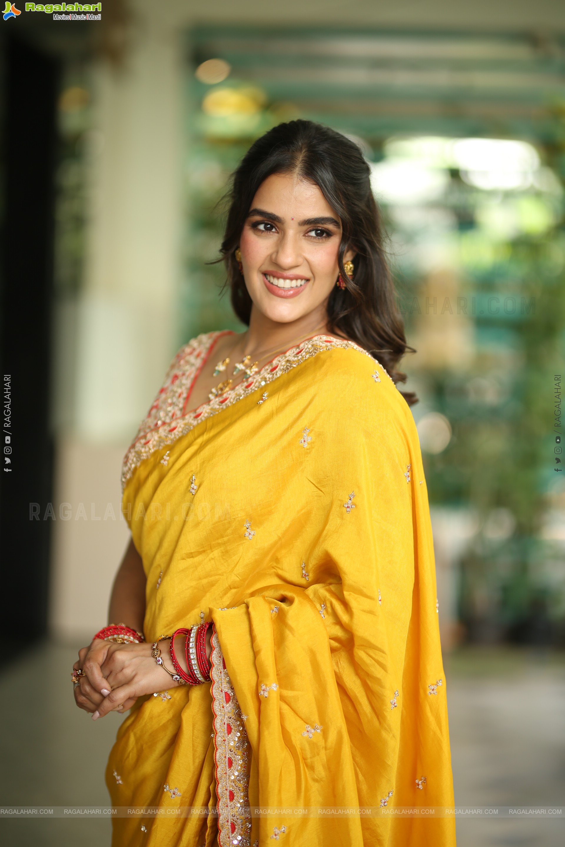 Kavya Thapar at Viswam Interview, HD Gallery