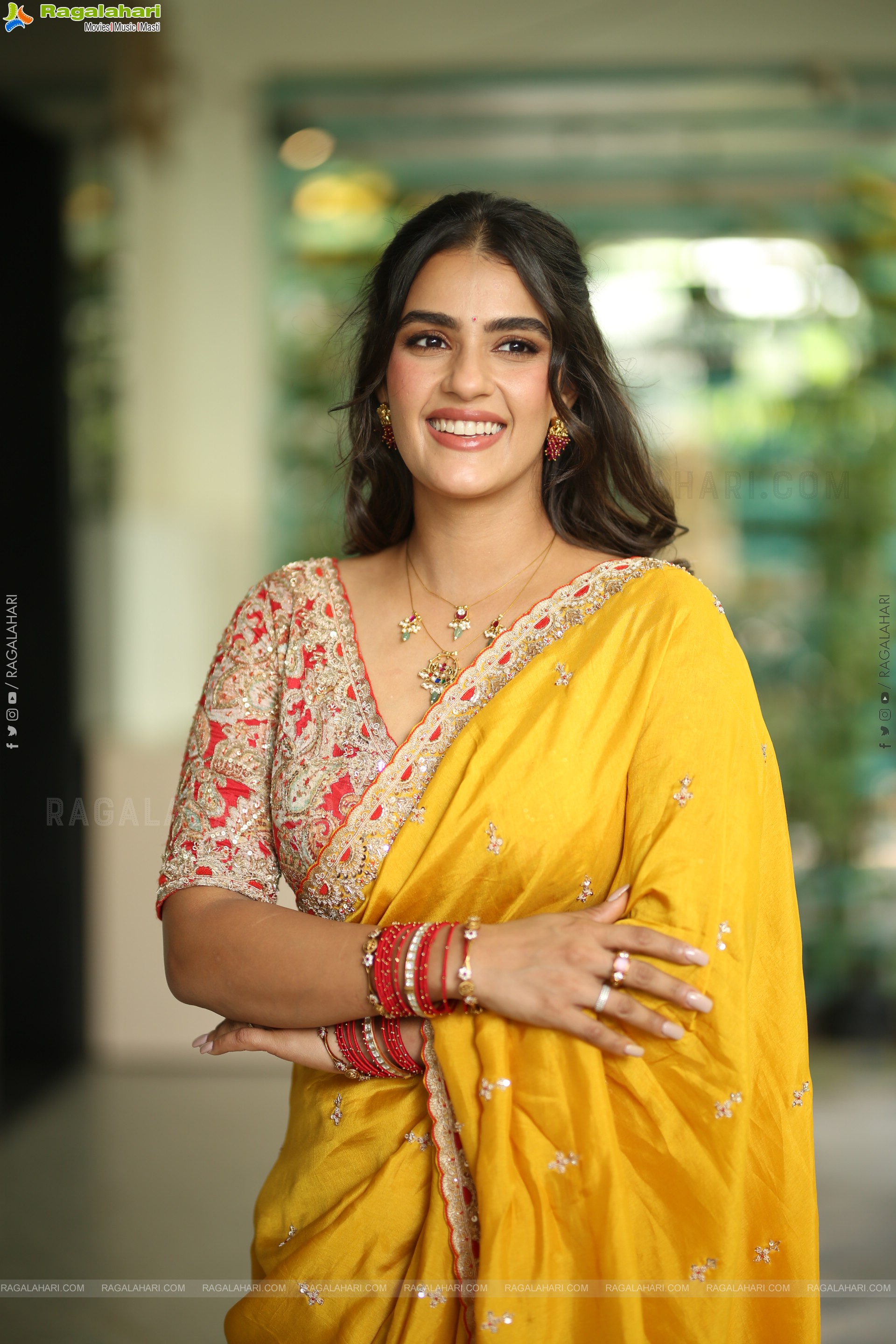 Kavya Thapar at Viswam Interview, HD Gallery