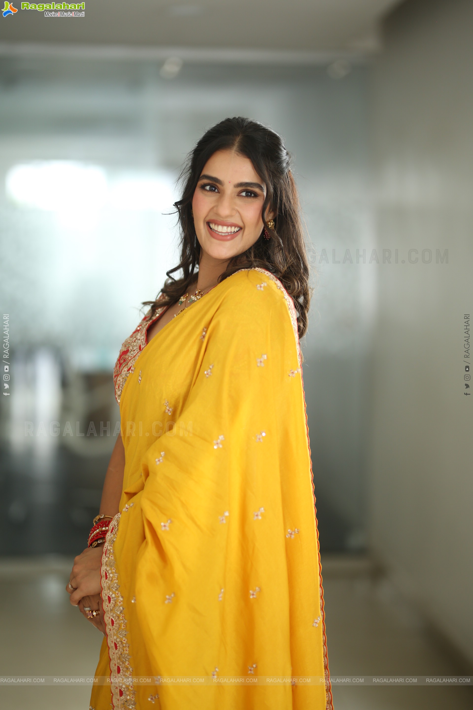 Kavya Thapar at Viswam Interview, HD Gallery