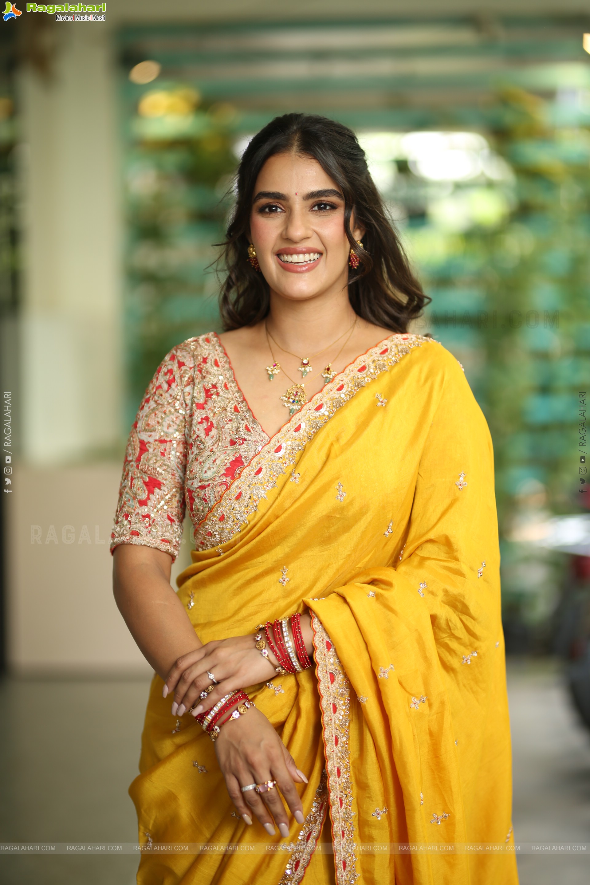 Kavya Thapar at Viswam Interview, HD Gallery