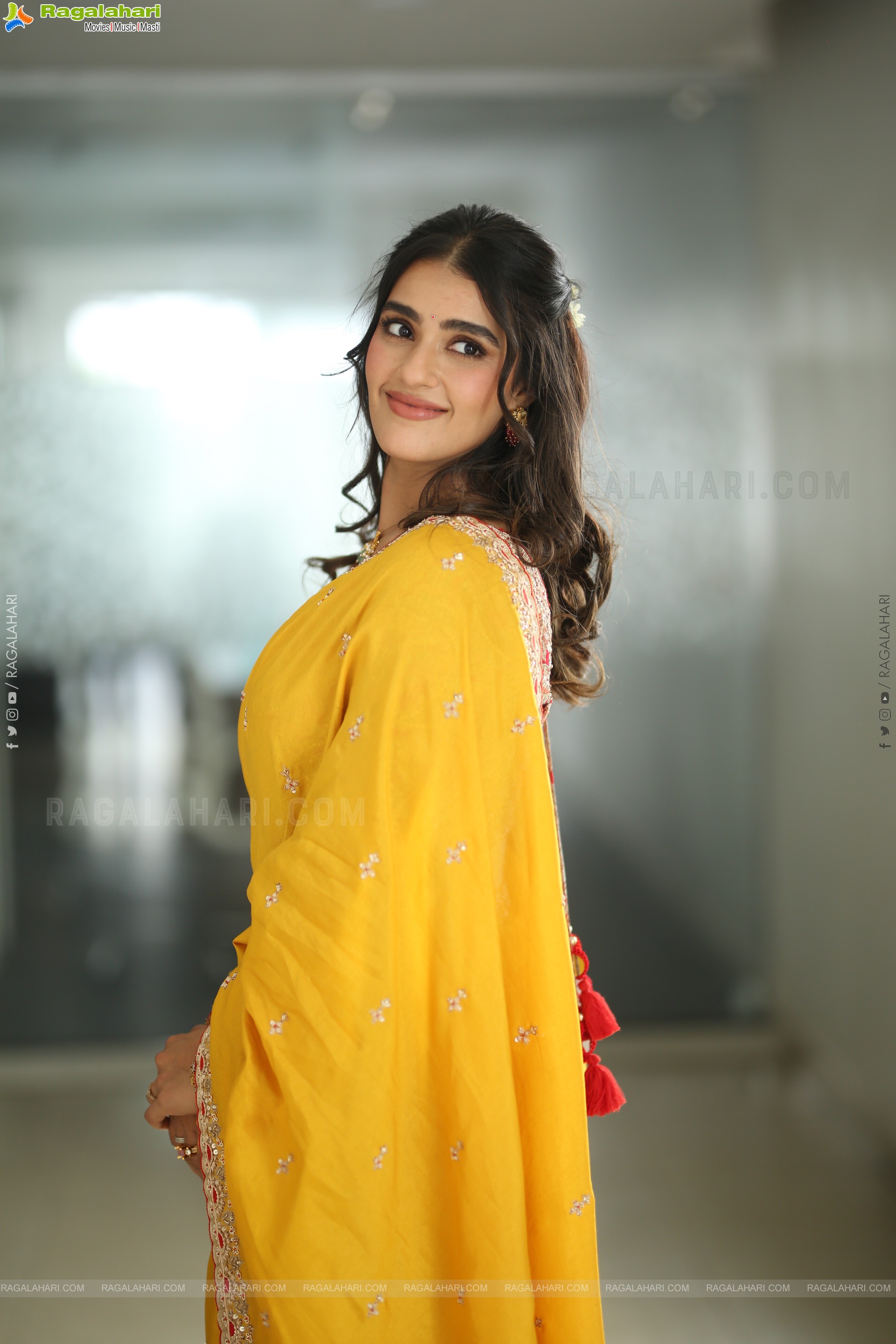 Kavya Thapar at Viswam Interview, HD Gallery