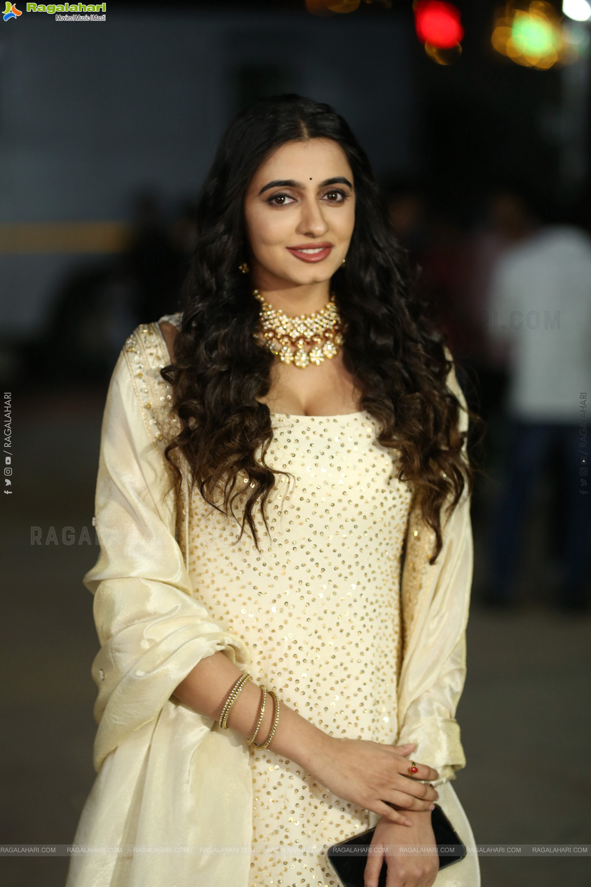 Maanasa Choudhary at Lucky Baskhar Pre Release Event, HD Gallery