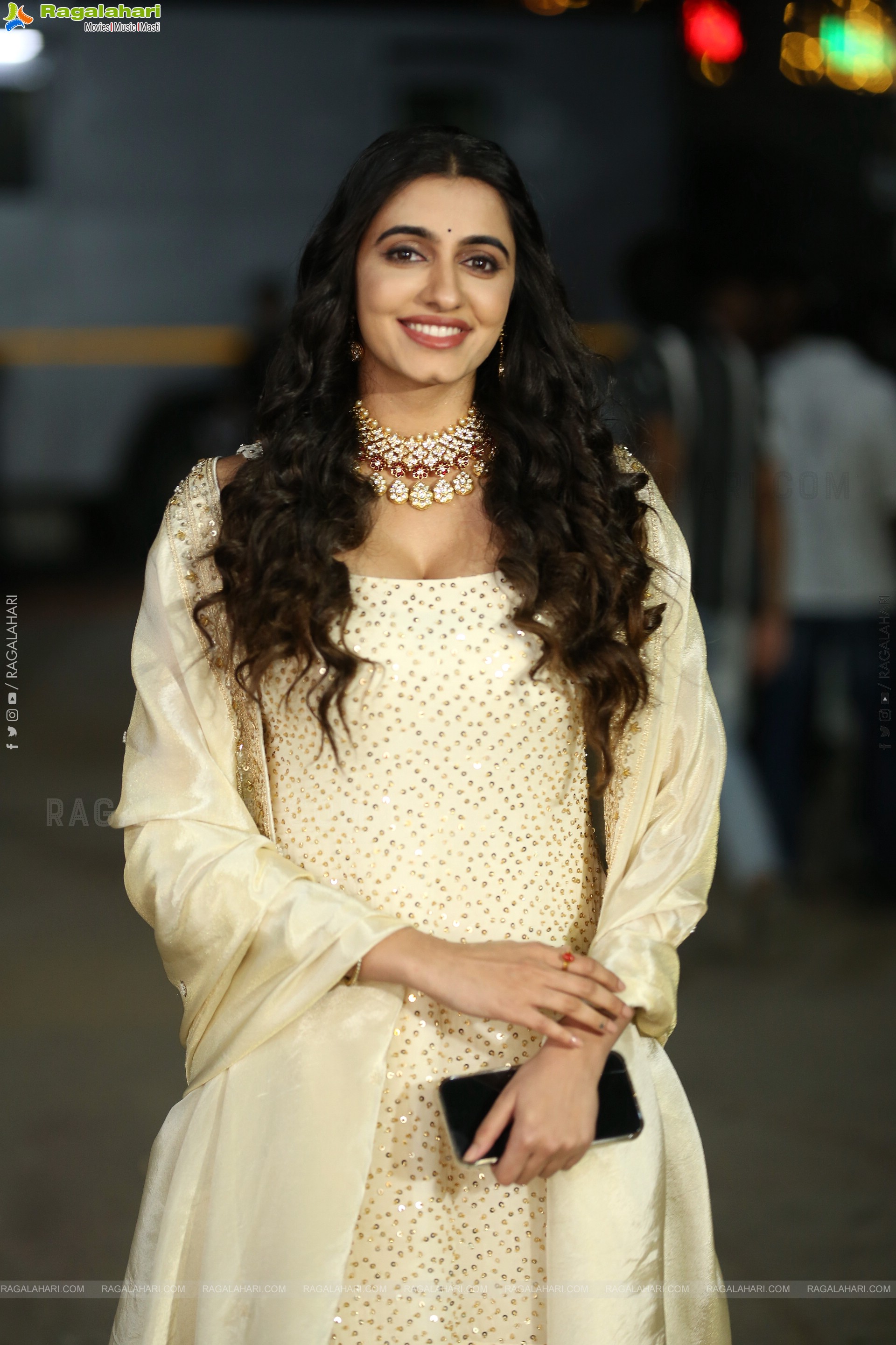 Maanasa Choudhary at Lucky Baskhar Pre Release Event, HD Gallery