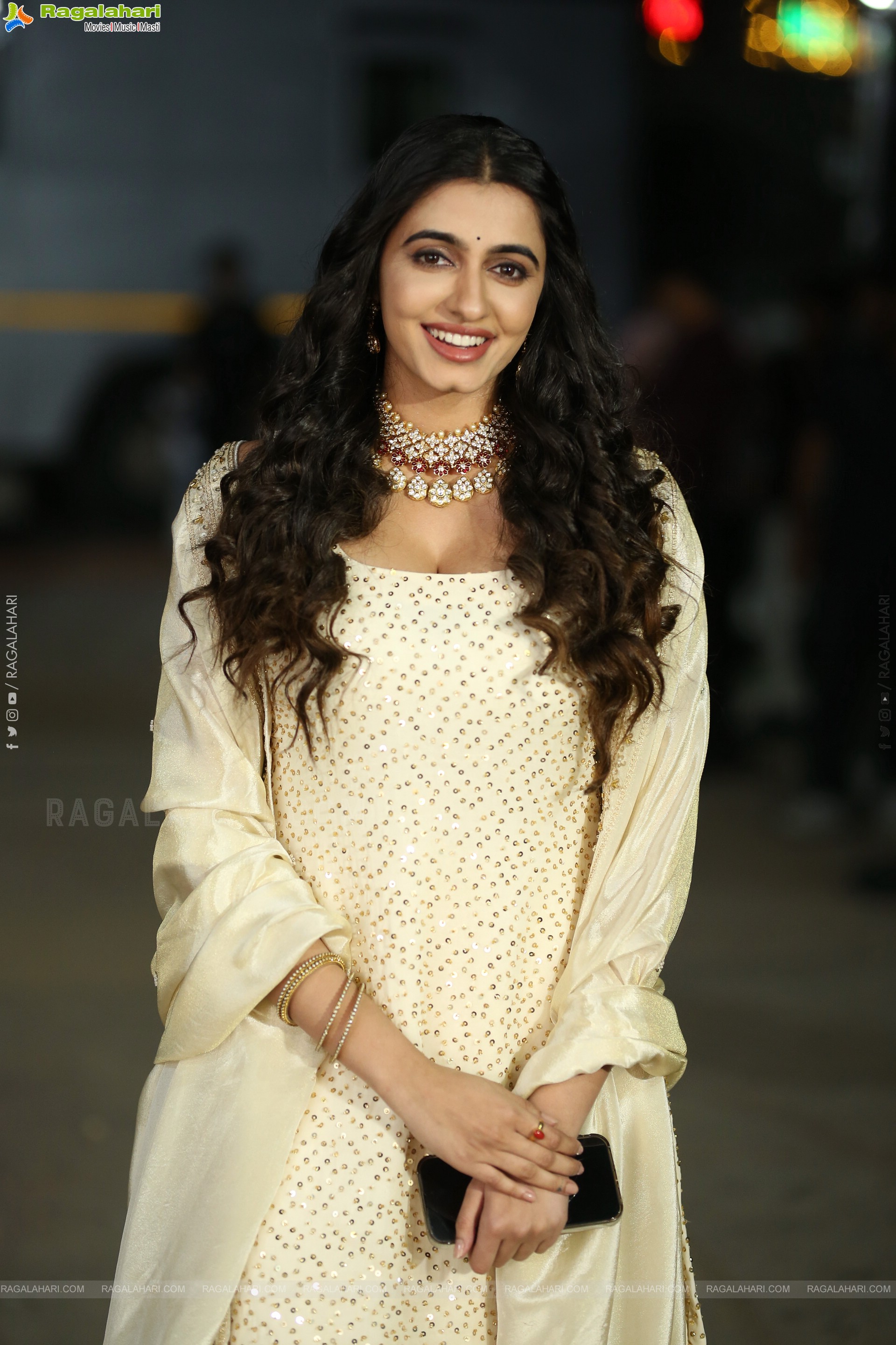 Maanasa Choudhary at Lucky Baskhar Pre Release Event, HD Gallery