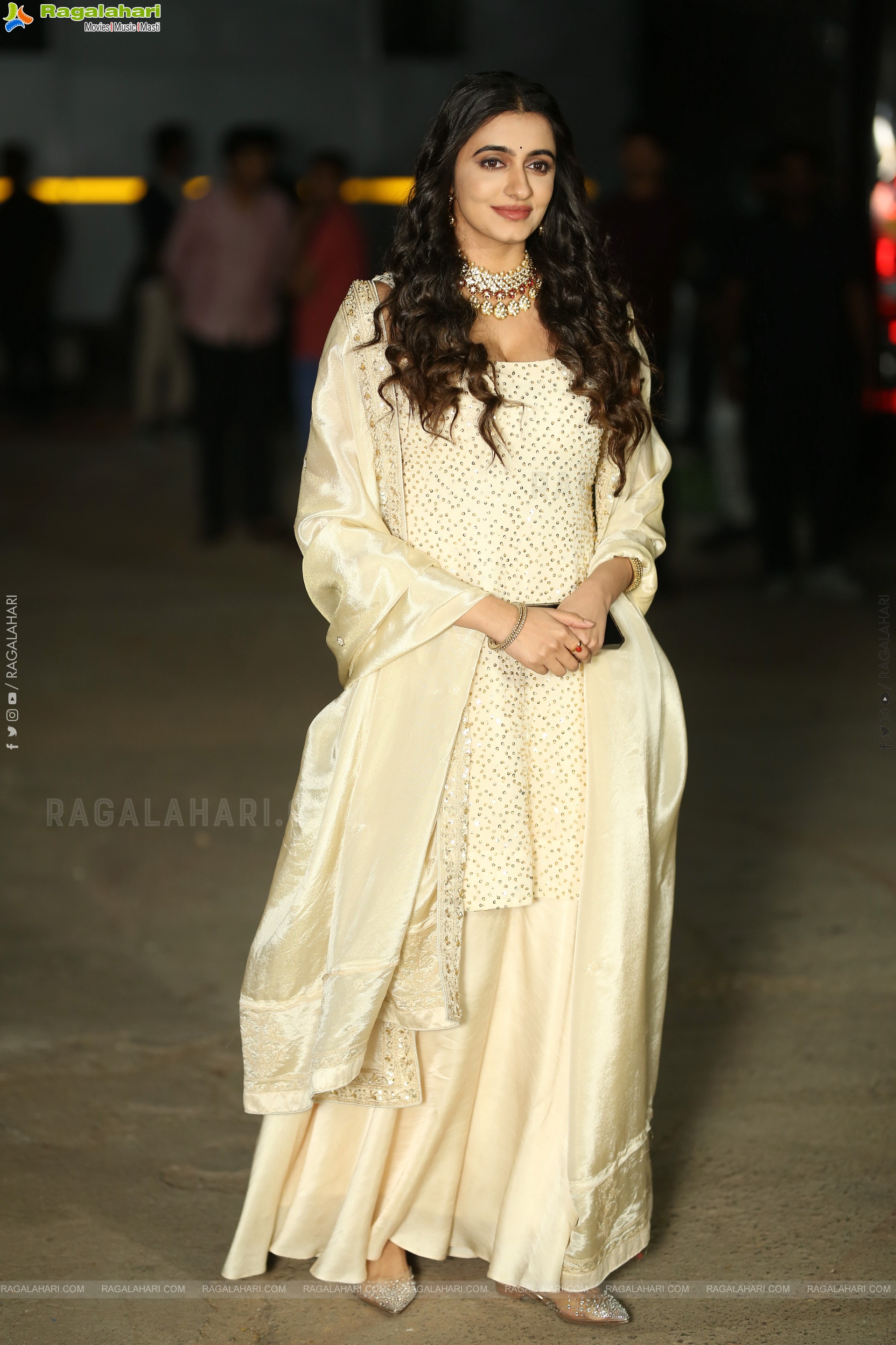 Maanasa Choudhary at Lucky Baskhar Pre Release Event, HD Gallery