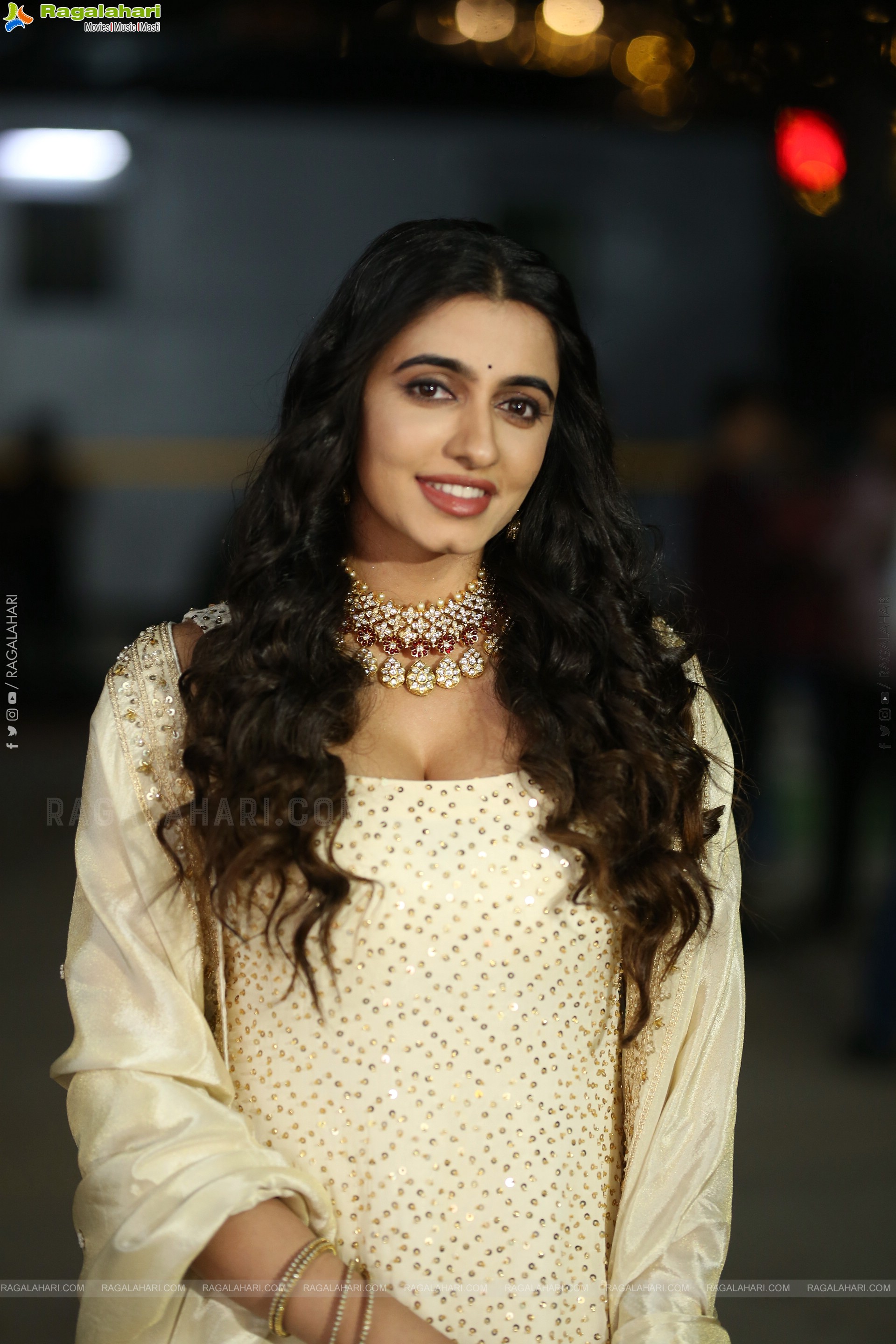 Maanasa Choudhary at Lucky Baskhar Pre Release Event, HD Gallery