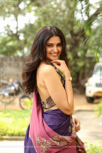 Manasa Varanasi at Devaki Nandana Vasudeva Press Meet