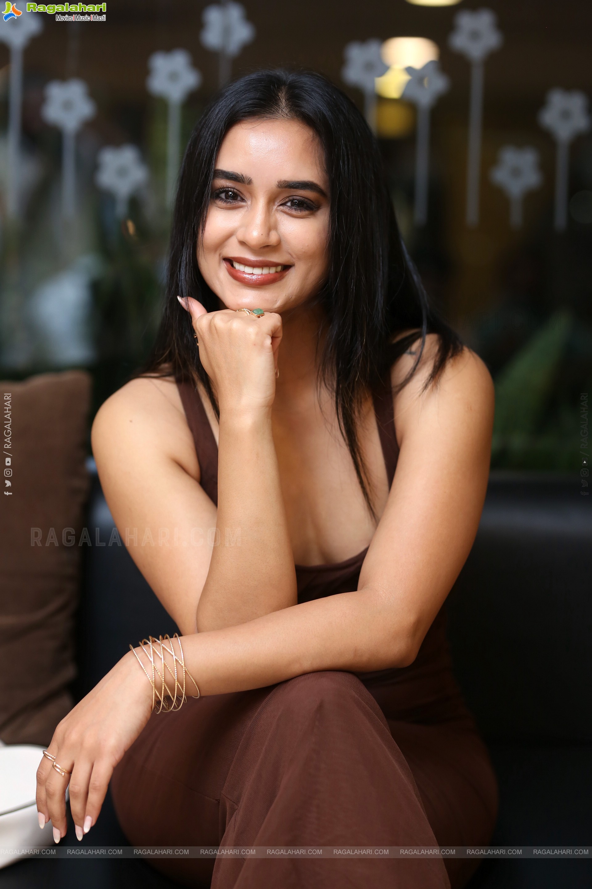 Neha Krishnan Latest Stills, HD Gallery