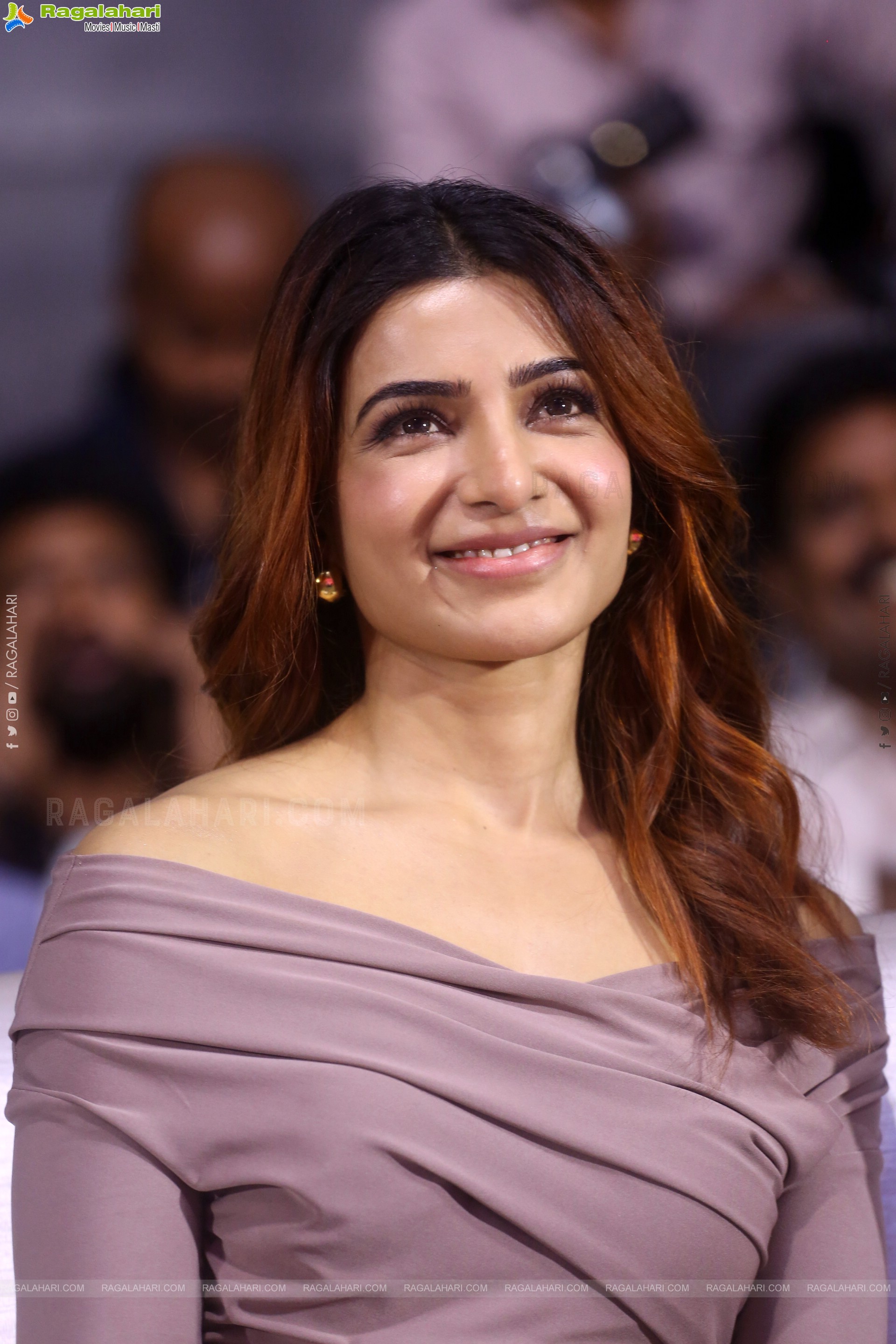 Samantha at Jigra Movie Pre Release Event, HD Gallery