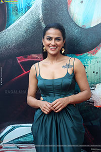 Shraddha Srinath at Mechanic Rocky Trailer Launch Event