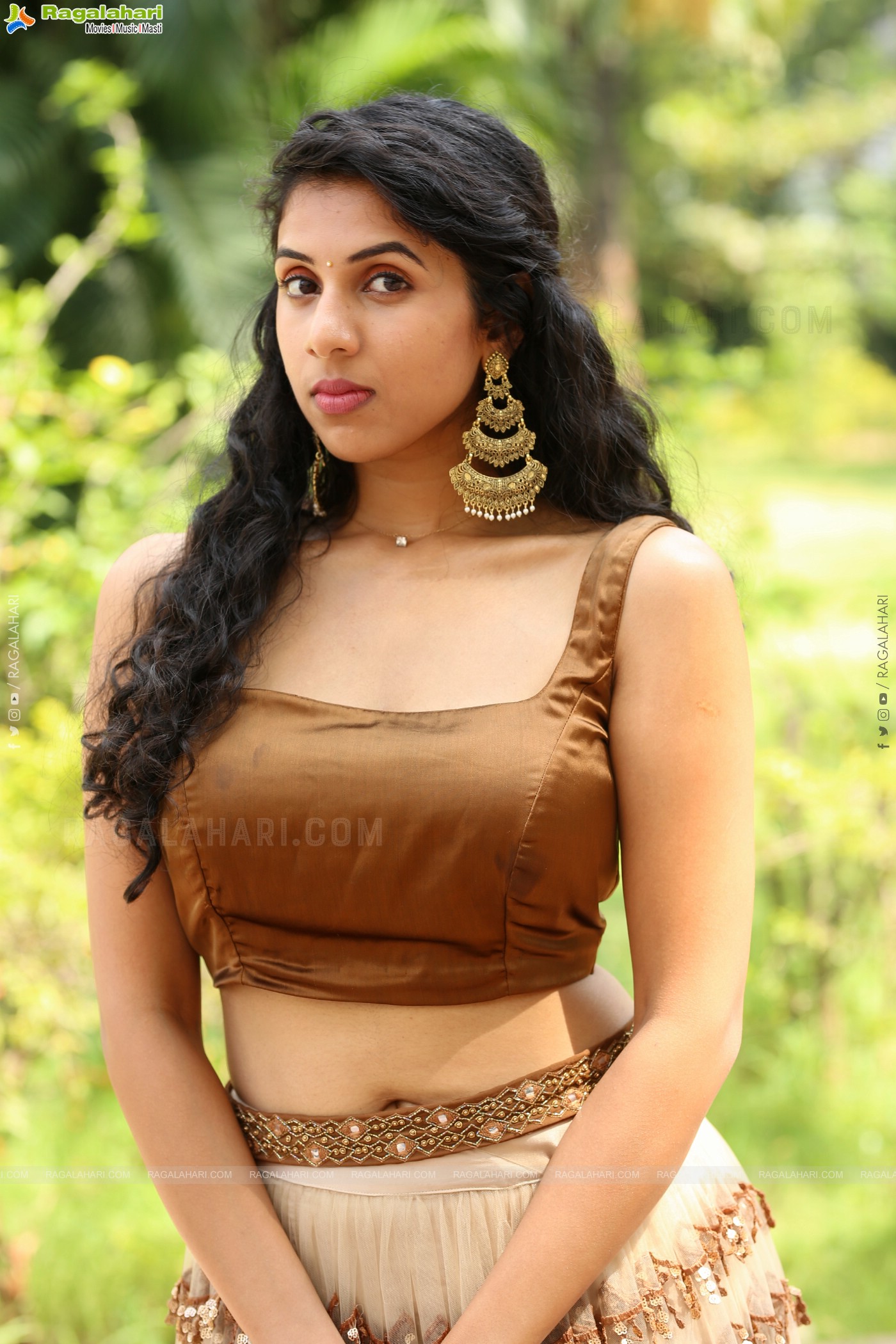 Sravanthi Prattipati at Rahasyam Idam Jagath Press Meet, HD Gallery