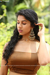 Sravanthi Prattipati at Rahasyam Idam Jagath Press Meet