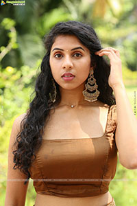 Sravanthi Prattipati at Rahasyam Idam Jagath Press Meet