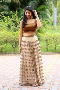 Sravanthi Prattipati at Rahasyam Idam Jagath Press Meet