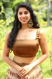 Sravanthi Prattipati at Rahasyam Idam Jagath Press Meet