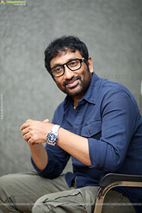 Srinu Vaitla at Viswam Movie Interview, HD Gallery