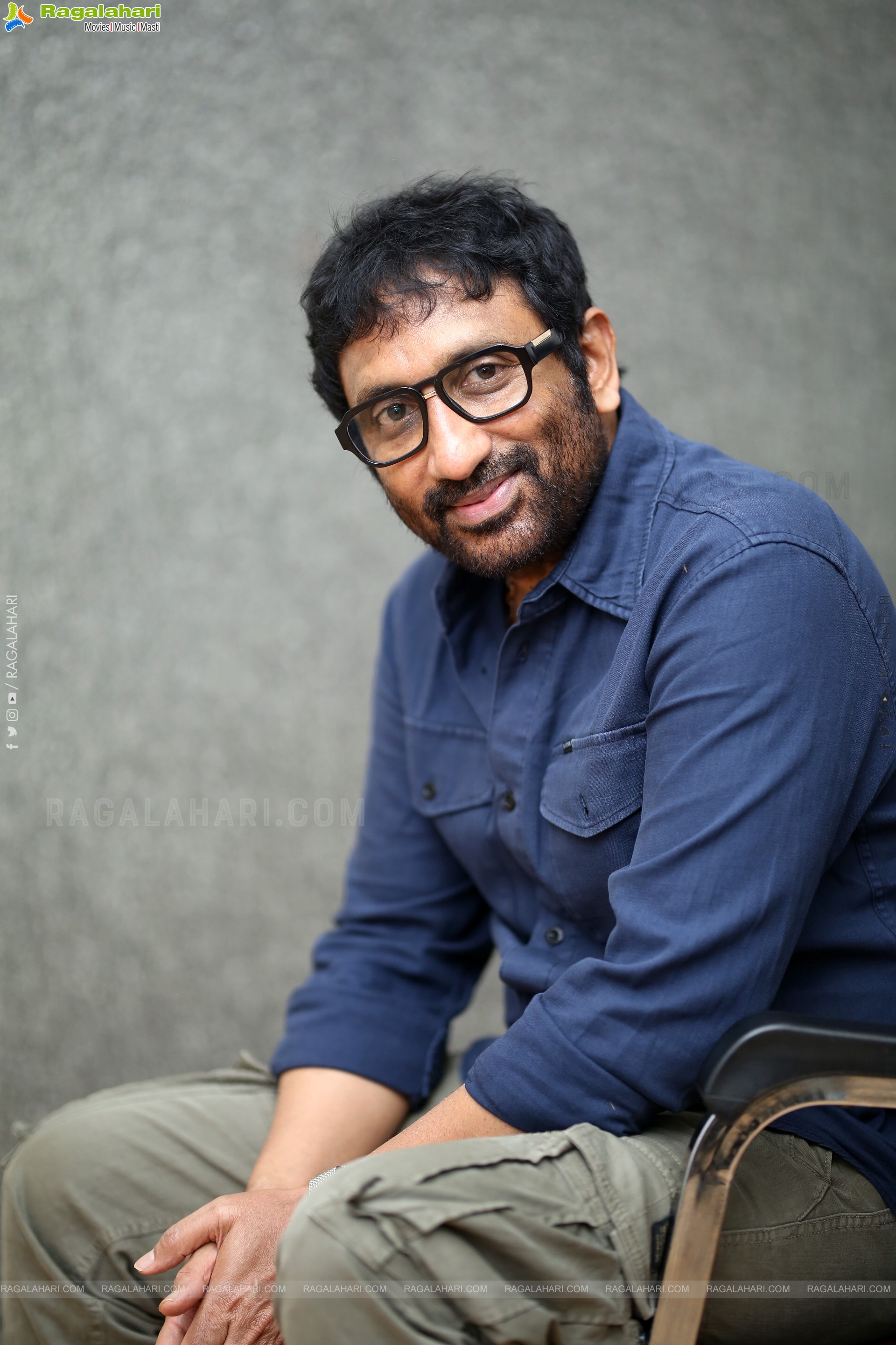 Srinu Vaitla at Viswam Movie Interview, HD Gallery