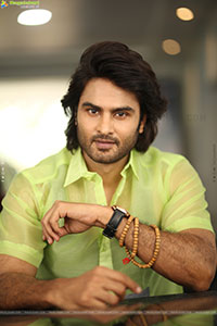 Sudheer Babu at Maa Nanna Superhero Interview, HD Gallery