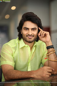 Sudheer Babu at Maa Nanna Superhero Interview, HD Gallery