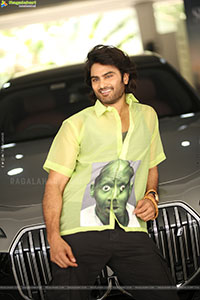 Sudheer Babu at Maa Nanna Superhero Interview, HD Gallery