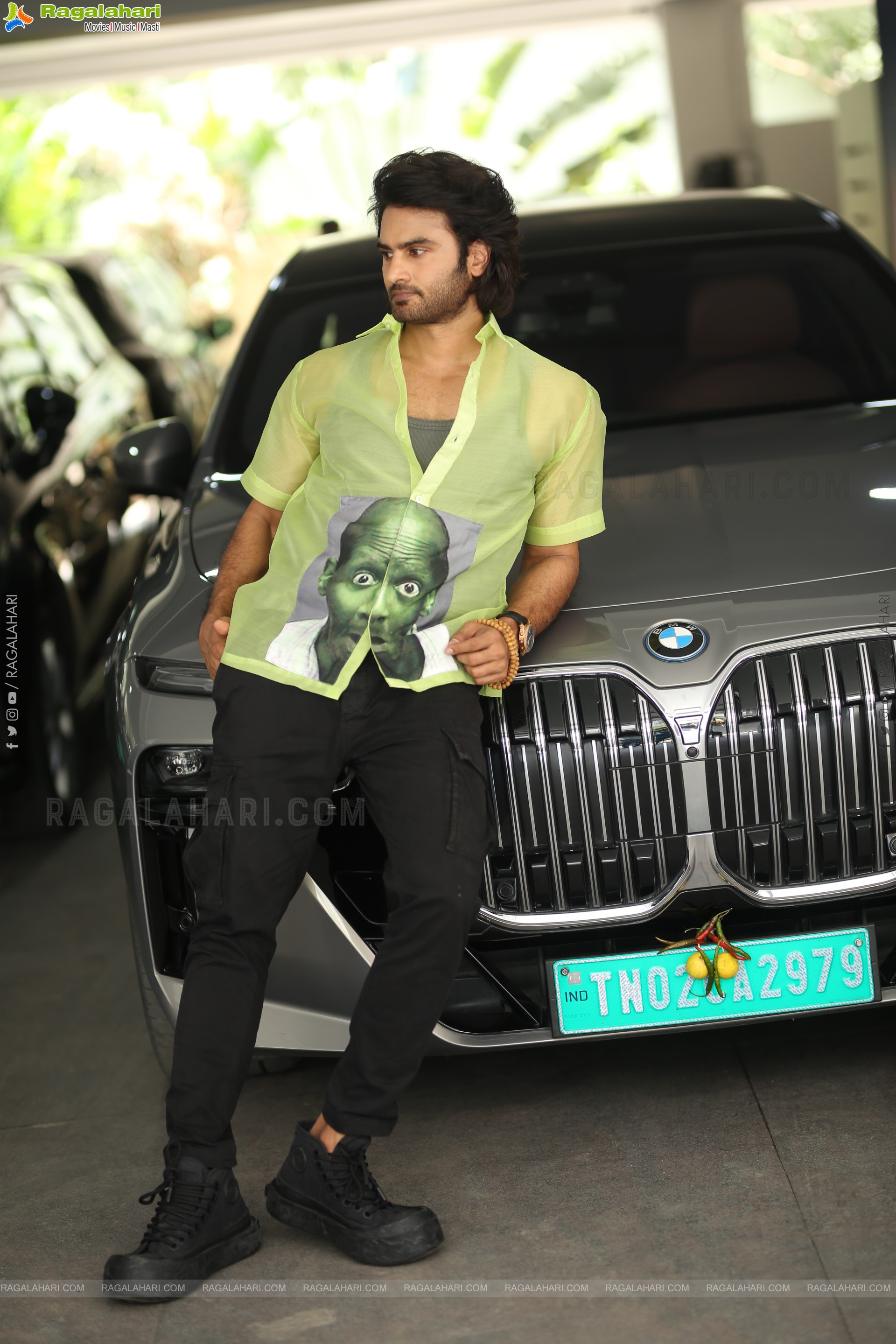 Sudheer Babu at Maa Nanna Superhero Interview, HD Gallery