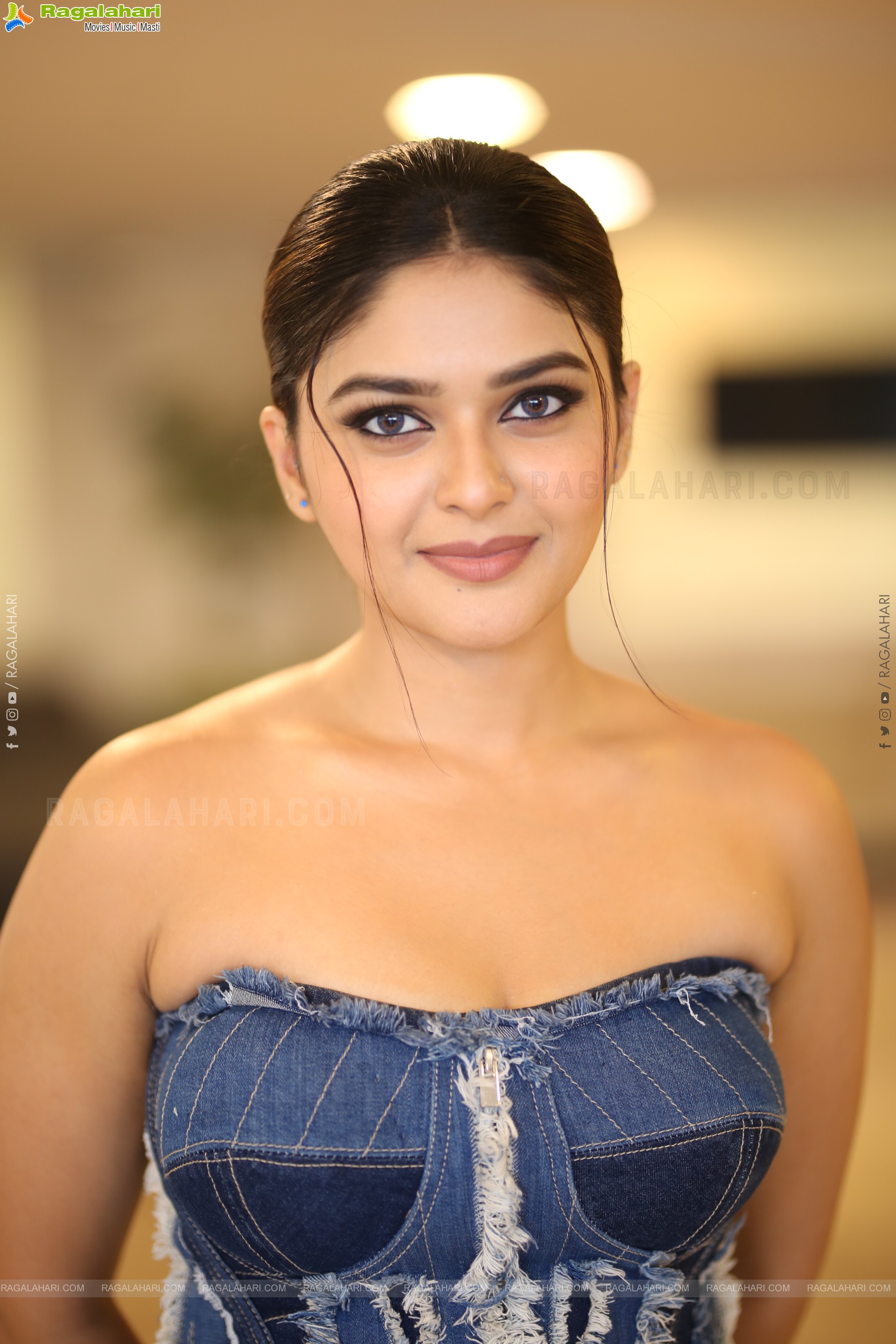 Vaibhavi Shandilya at Martin Pre-release Event, HD Gallery