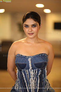 Vaibhavi Shandilya at Martin Pre-release Event, HD Gallery