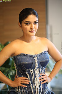 Vaibhavi Shandilya at Martin Pre-release Event, HD Gallery