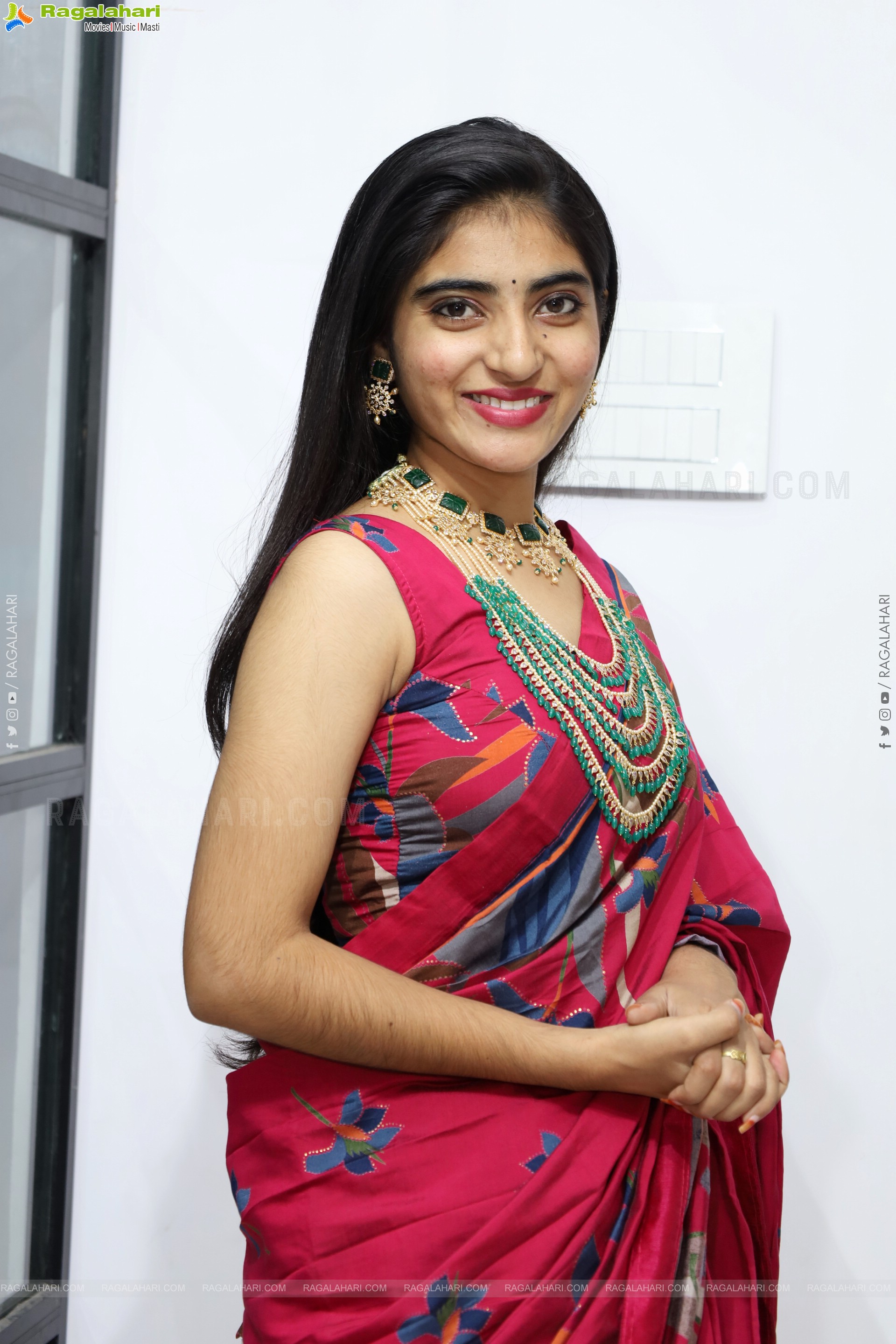 Vandana Chauhan Latest Stills, HD Photo Gallery