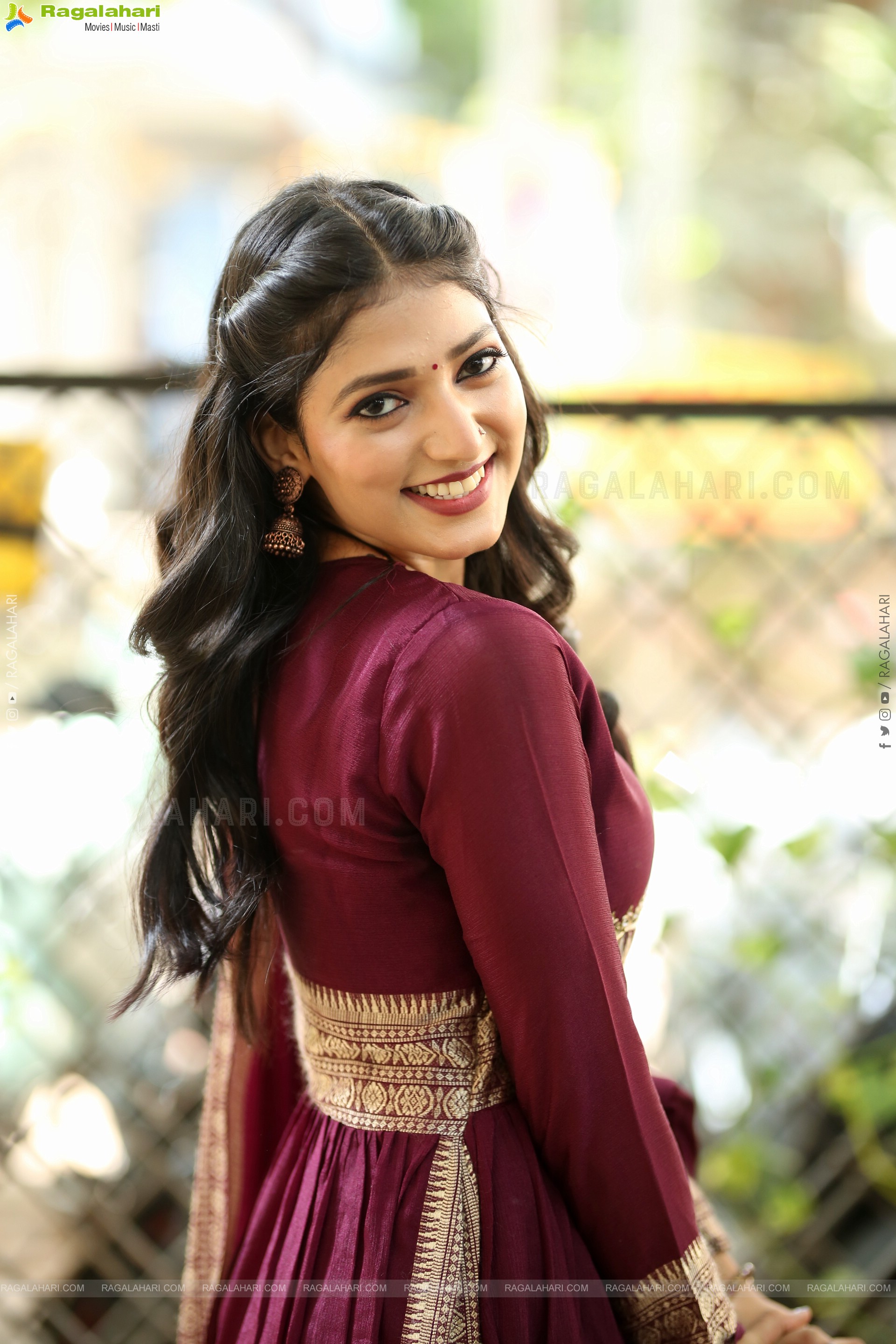 Vihanshi Hegde at O Andala Rakshasi Press Meet, HD Gallery