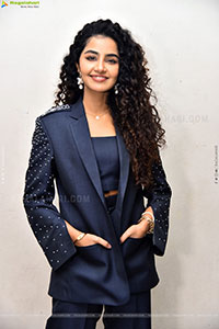 Anupama Parameswaran at Bison Movie Press Meet, HD Gallery