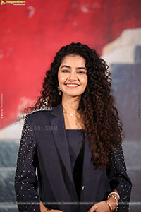 Anupama Parameswaran at Bison Movie Press Meet, HD Gallery