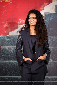 Anupama Parameswaran at Bison Movie Press Meet, HD Gallery