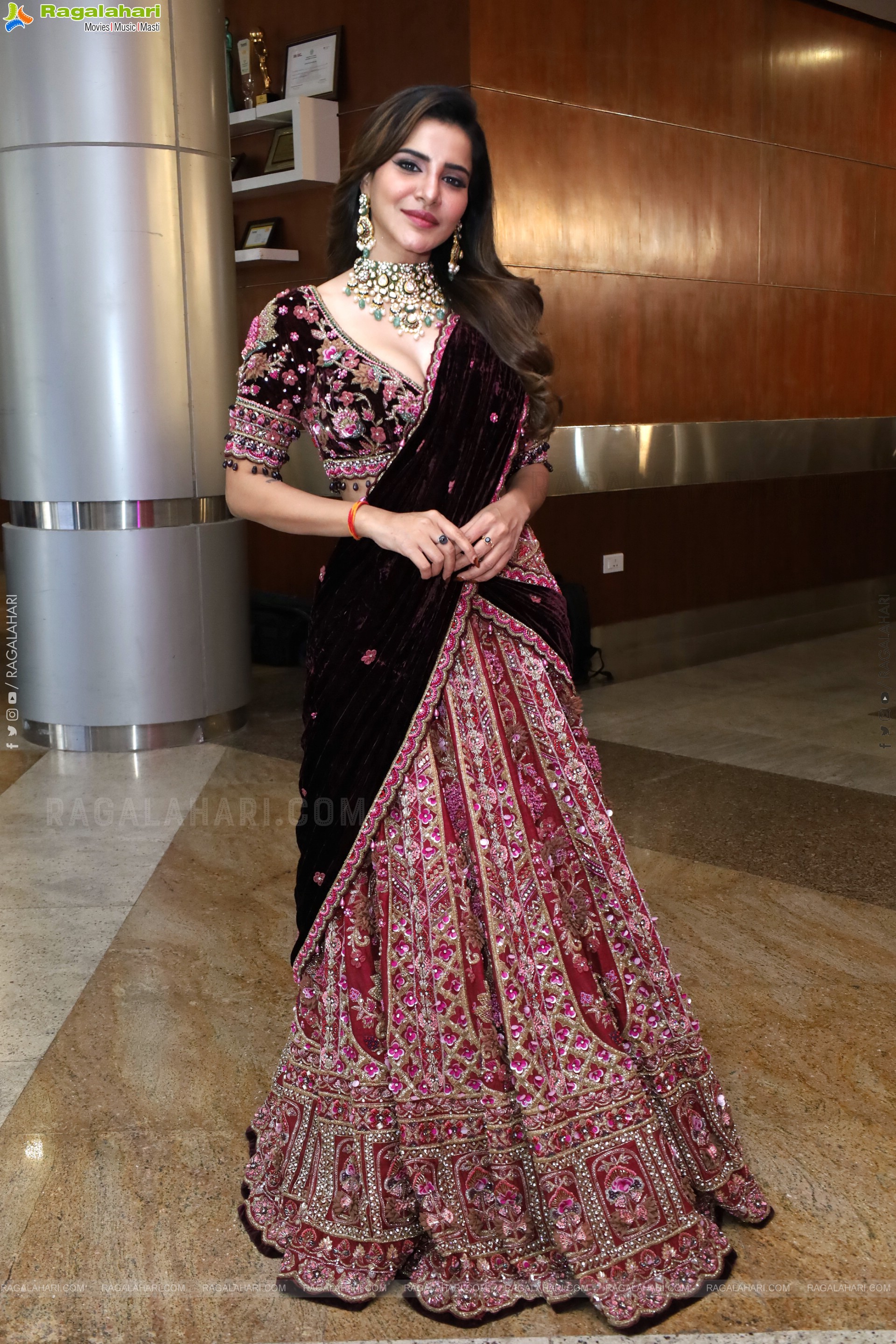 Ashu Reddy at Hi Life Brides Exhibition Launch, HD Gallery