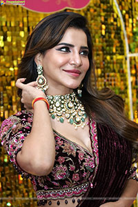 Ashu Reddy at Hi Life Brides Exhibition Launch, HD Gallery