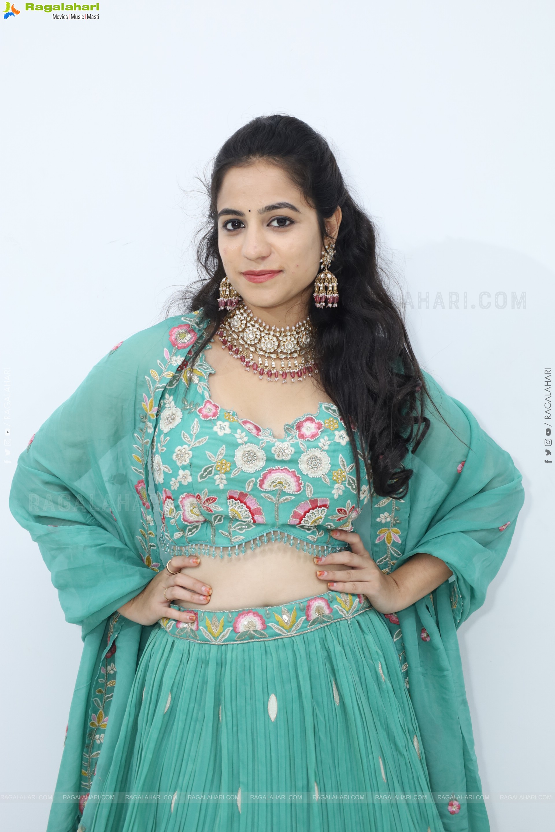 Mounika Dakoju Latest Stills, HD Gallery