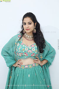 Mounika Dakoju Latest Stills, HD Gallery