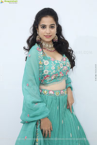 Mounika Dakoju Latest Stills, HD Gallery