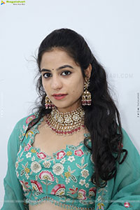 Mounika Dakoju Latest Stills, HD Gallery