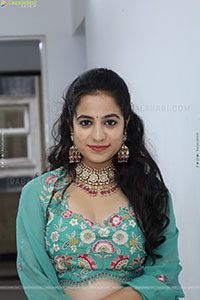 Mounika Dakoju Latest Stills, HD Gallery