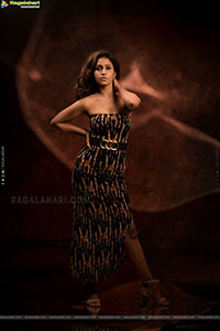 Dakkshi Guttikonda Glam Photoshoot Stills, HD Gallery