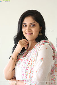 Dhanya Balakrishna Latest Stills, HD Gallery