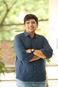 Director Jaya Shankarr at Ari Movie Interview, HD Gallery