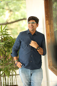Director Jaya Shankarr at Ari Movie Interview, HD Gallery